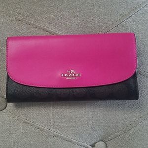 Large Coach Wallet